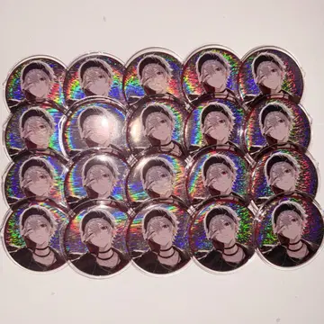 ChroNoiR 쿠츠하 7주년 캔뱃지 묶음 판매