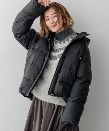 23구 시레타프타 숏 다운 자켓 코트