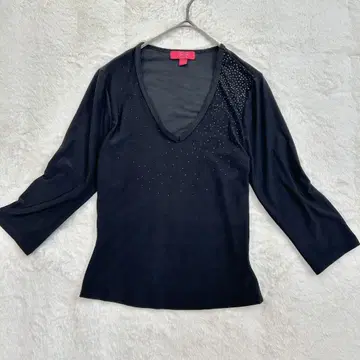 BCBG MAXAZRIA 비쥬 장식 V넥 상의 (XS) USA제 블랙