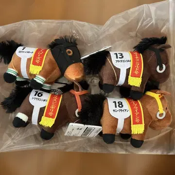 경마 봉제 인형 세트 (로저 바 로즈 등)