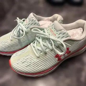 새상품급! Under Armour 민트 그린/핑크 24cm