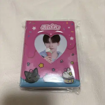 NEXZ POPUPSTORE NEXZOO 콜렉트북 유우