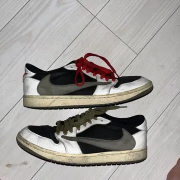 Travis Scott Olive 여성 28.5cm 상자 없음