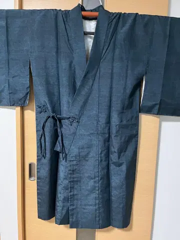 순수 실크 긴 겉옷 롱 코트 기장 106cm 화장 67.5cm