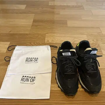 RUN OF 블랙스니커즈 39