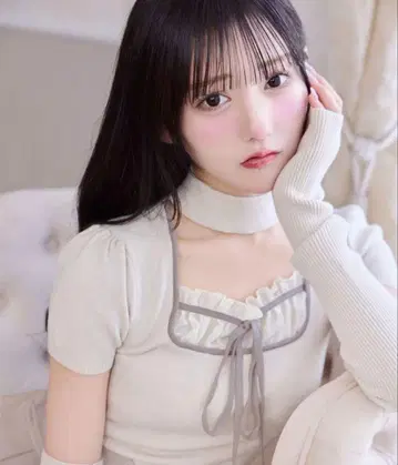미셸 마카롱 초커 니트탑