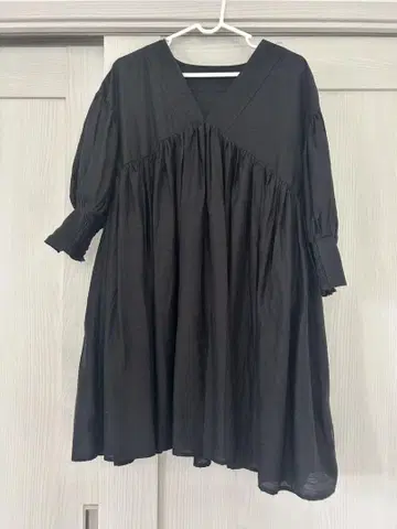 KBF 블랙 반팔 튜닉