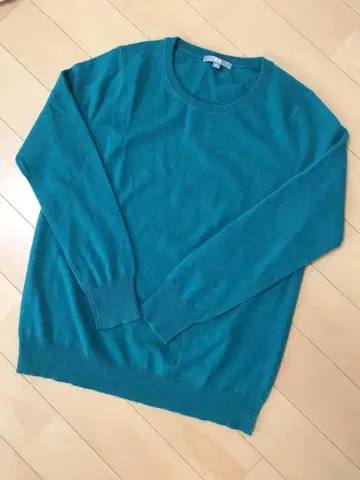 [ 미사용 새상품 ] UNIQLO 캐시미어 100% 크루넥 스웨터