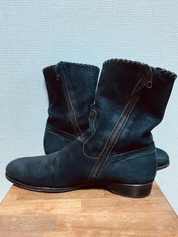 블랙 가죽 미들 부츠 BUCCHUS 이탈리아 피렌체