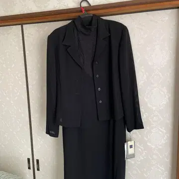 블랙 원피스 슈트 레이스 하이넥 포함