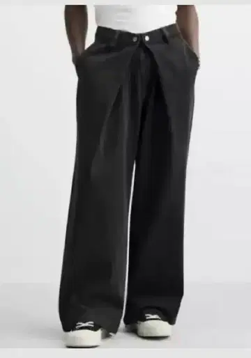 완판템 ZARA 플리츠 배기 핏 청바지 2EU42JP32