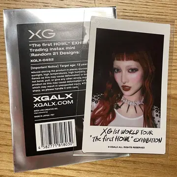 XG The First HOWL Exhibition 폴라로이드 주린