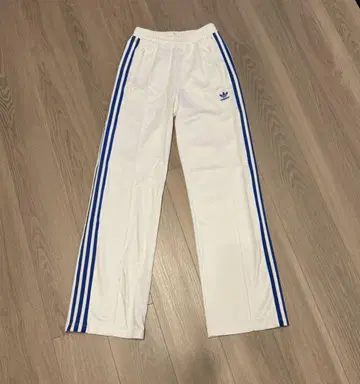 adidas originals 팬츠 저리 미사용 새상품 택 포함