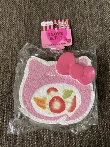 Hello Kitty 하로 키티 스퀴즈 롤케이크