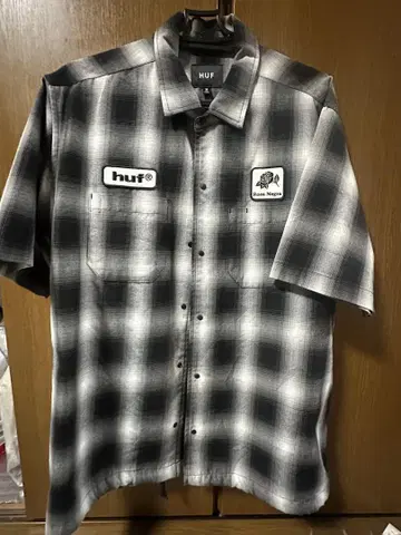 HUF 반팔 워크 셔츠