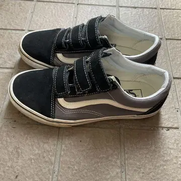 Vans 벨크로 스니커즈 블랙/그레이