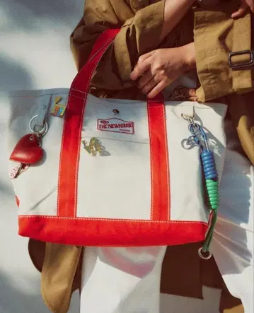 THE NEWHOUSE LEON TOTE RED