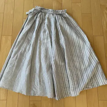 LOISIR 스트라이프 플레어 롱 스커트