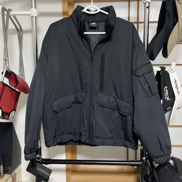 뉴발란스 블랙 다운 자켓 S