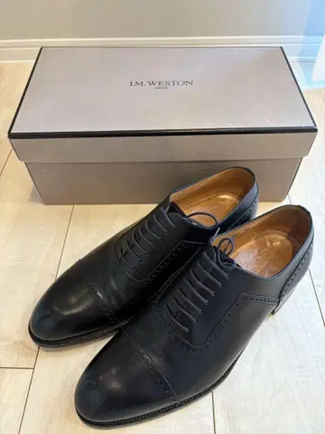 J.M.Weston 666 블랙 7.5D