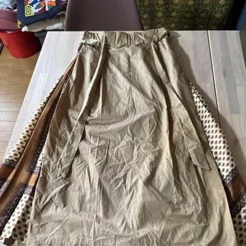 베이지 플레어 스커트 길이 80cm 허리 60cm