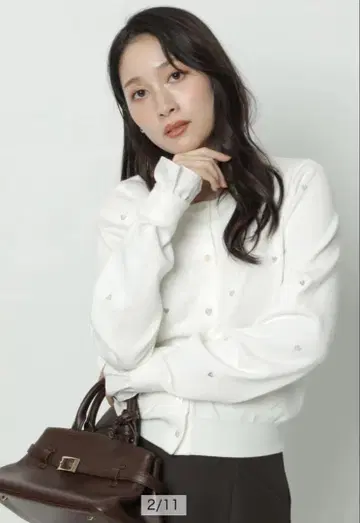 아르페쥬 스토리 레이어드 하트 자수 가디건 2025 신상