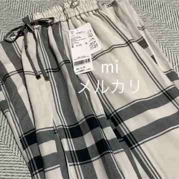 글로벌 워크 에어리 릴랙스 플레어 스커트 아이보리 빅 체크