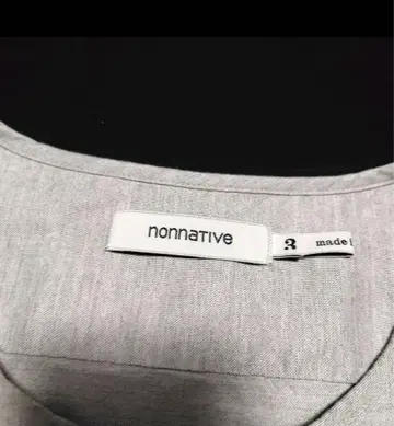 nonnative 논네이티브 노카라 반팔 셔츠 라이트 그레이