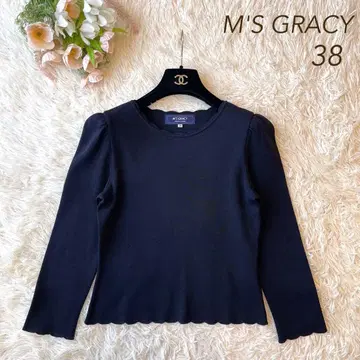 새상품급 M GRACY 스캘럽 디자인 니트 스웨터 블랙 38