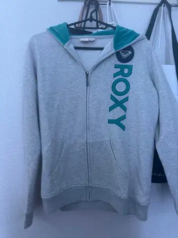 ROXY 그레이 터콰이즈 후드티