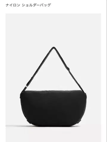 ZARA 블랙 숄더백 나일론