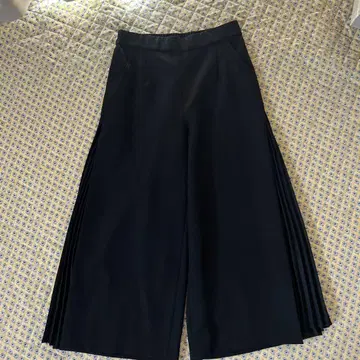 블랙 플리츠 와이드 팬츠 허리밴딩