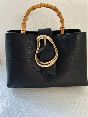 LE VERNIS 루벨니 POIRE MINI BAG 포와르 백