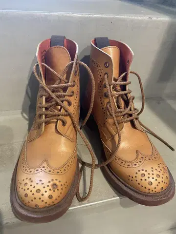 Tricker's 컨트리 부츠 사이즈 4-4