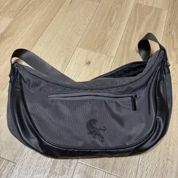 오니츠카타이거 숄더백 그레이