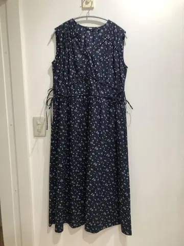 유니클로 UNIQLO 코튼 개더 원피스 원피스 꽃무늬 미니 꽃무늬