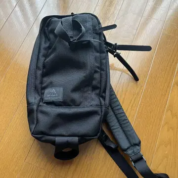 GREGORY SWITCH SLING 그레고리 스위치 슬링
