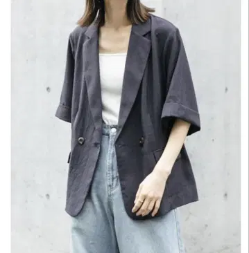 센스 오브 플레이스 네이비 반팔 테일러드 자켓