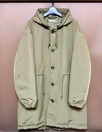 유니클로 x JW 앤더슨 모즈 코트