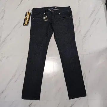 BERIK 다크 블루 스트레이트 데님 사이즈 34