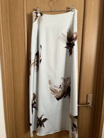 스콧 클럽, 택 포함 새상품 스커트!