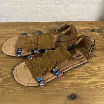 Minnetonka 샌들 브라운 사이즈 8 25cm 미사용