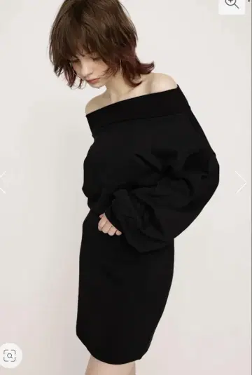 OFF SHOULDER SW 원피스