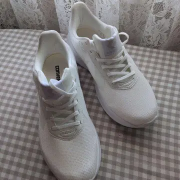 CONVERSE 화이트 스니커즈