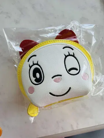 미개봉 로페피크닉 도라에몽 도라미 파우치