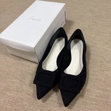 라우나 레어 Launa lea ballet 스틸레토 플랫슈즈