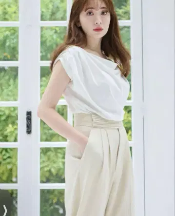 Herlipto 하립투 Venus Top 비너스 탑