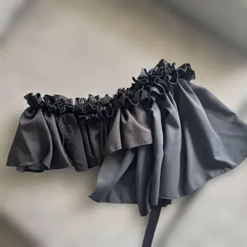 Raro 새시 올 블랙