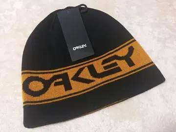 [ 새상품 ] OAKLEY 니트 모자 비니