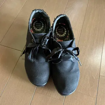 블랙 통굽 스니커즈
